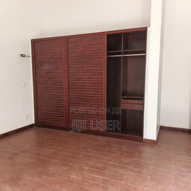 5bdrm Maisonette in Parklands for rent - thumbnail 7