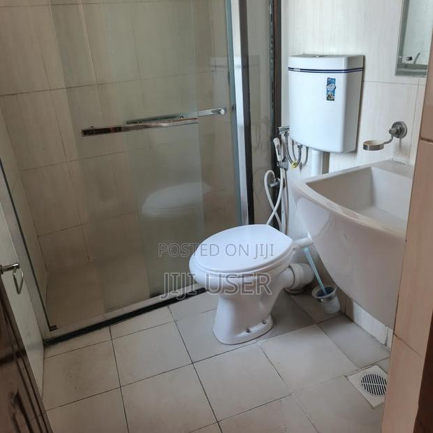 5bdrm Maisonette in Parklands for rent - thumbnail 10