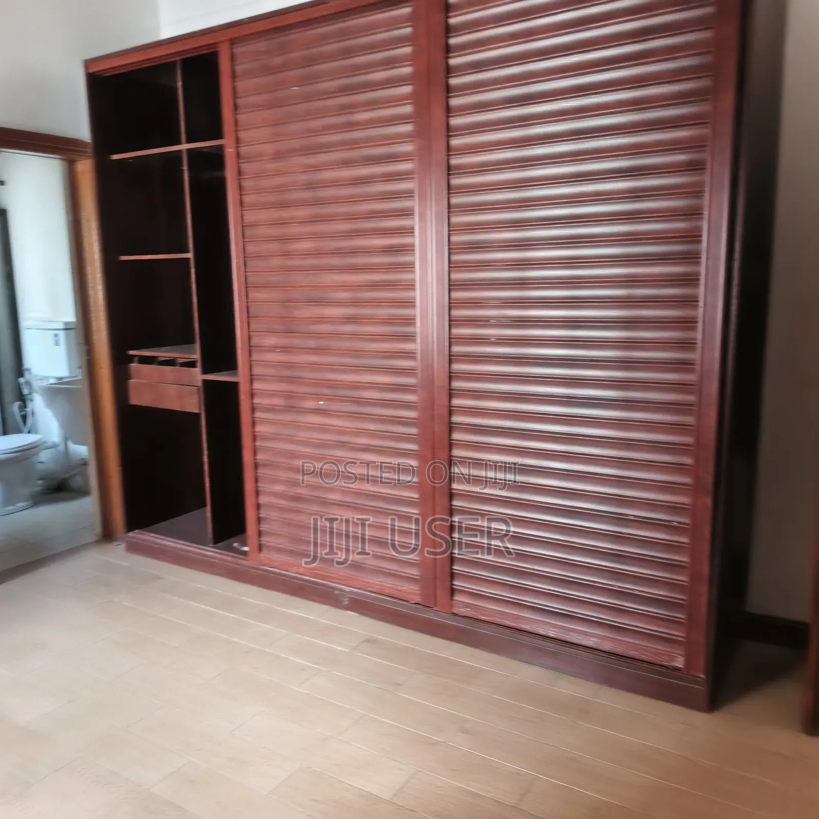 5bdrm Maisonette in Parklands for rent