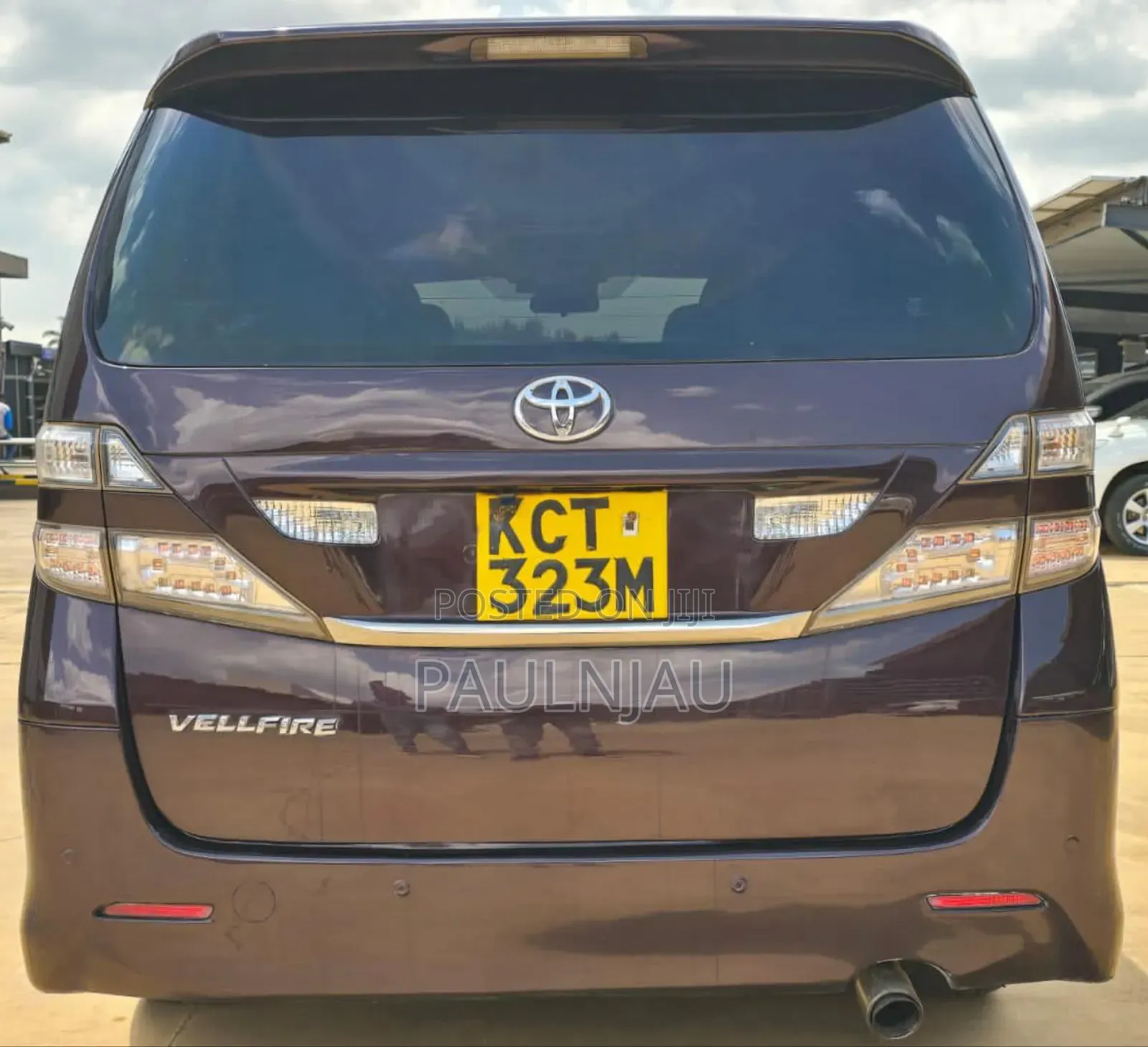 Toyota Vellfire 2012