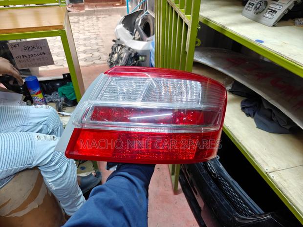 Toyota Premio 265 Taillight - main view