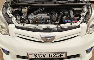 Toyota Noah 2012 White