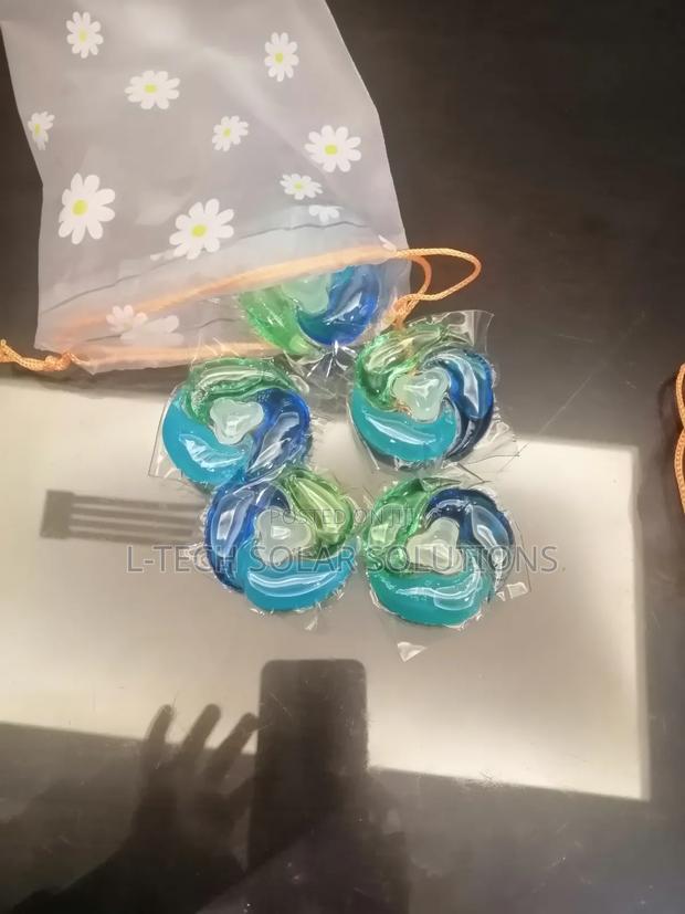 4 in 1 Laundry Detergent Pods, - thumbnail 3