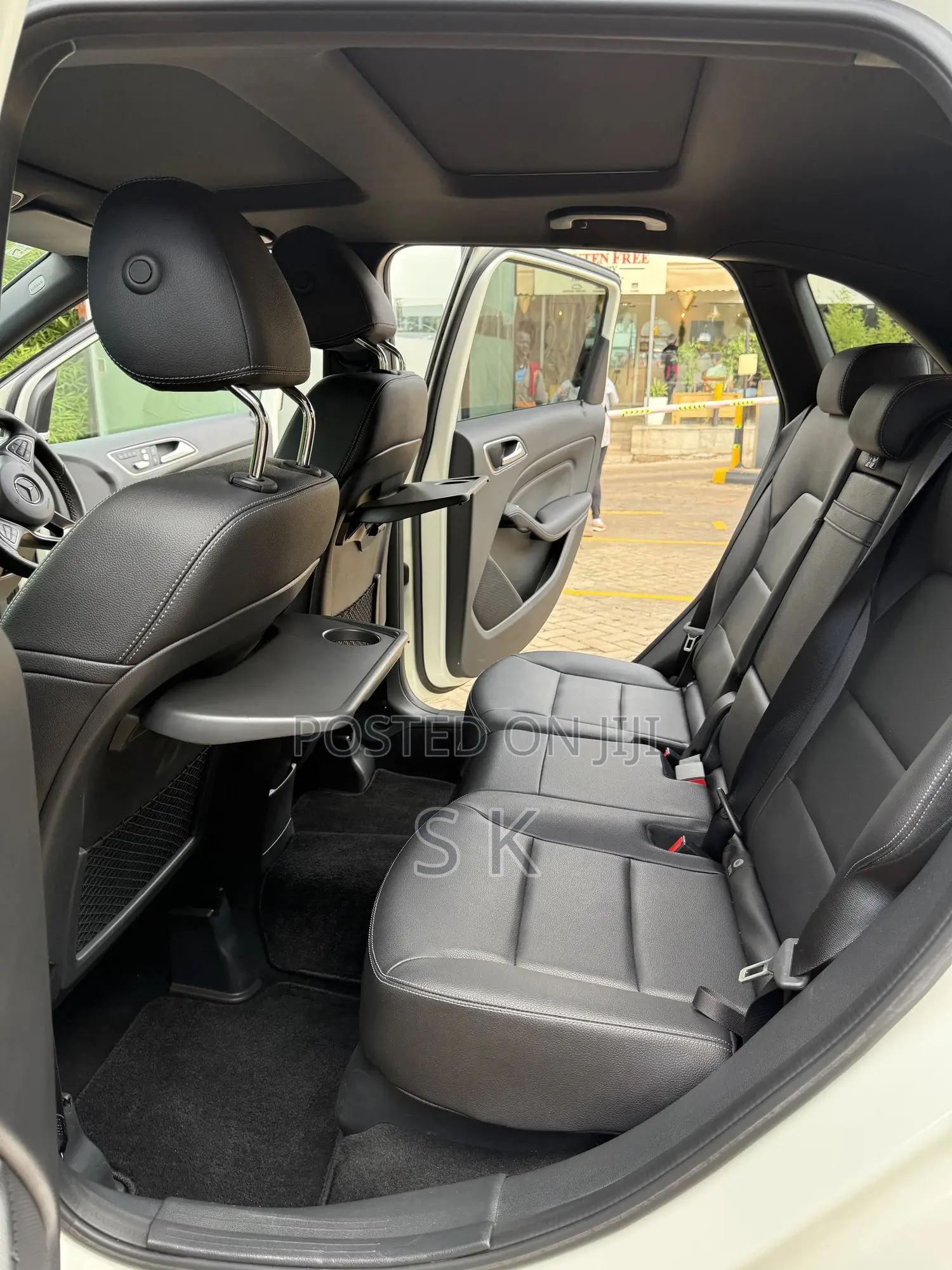 Mercedes-Benz B-Class B180 Petrol 2018 White