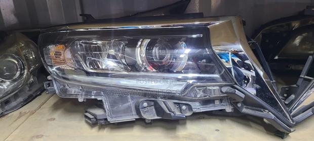 Toyota Prado 150 Headlight