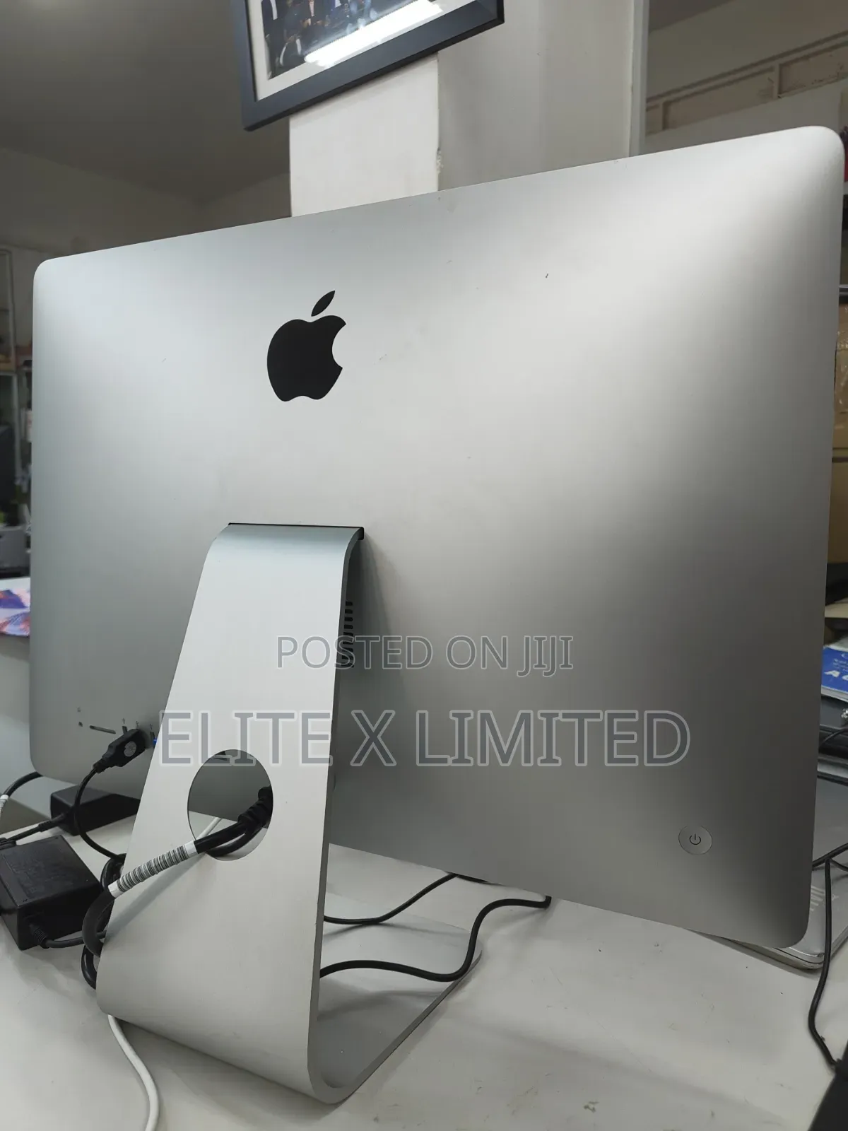 Desktop Computer Apple iMac 8GB Intel Core i5 HDD 1T