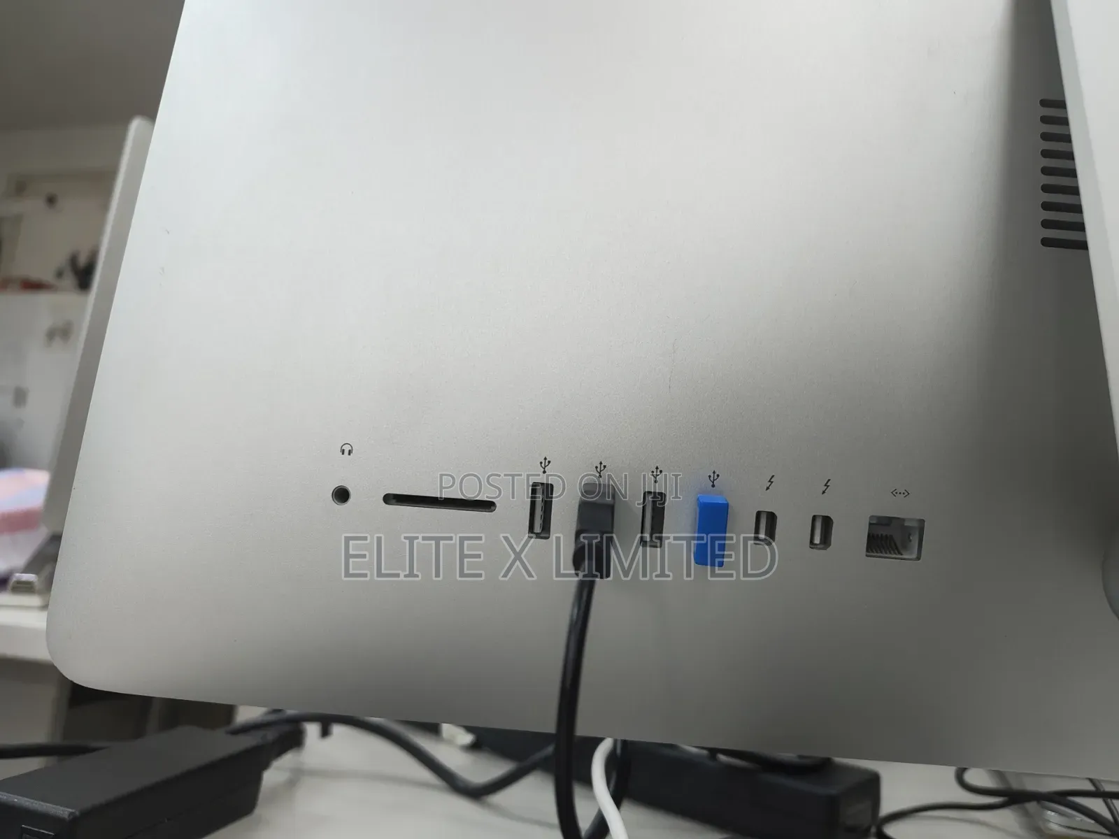 Desktop Computer Apple iMac 8GB Intel Core i5 HDD 1T