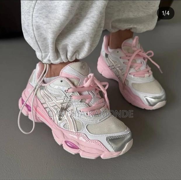 Asics Sneakers - main view