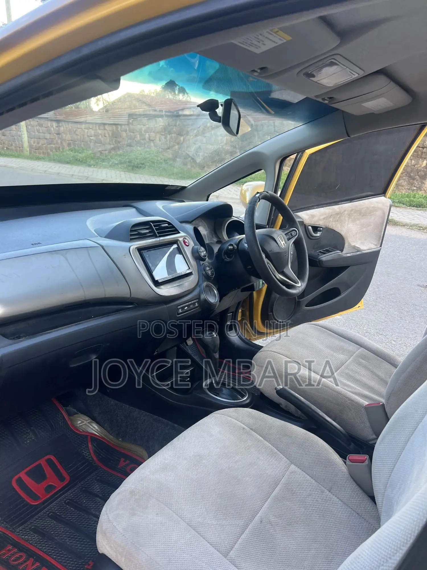 Honda Fit 2013 Gold
