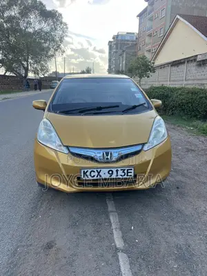 Honda Fit 2013 Gold