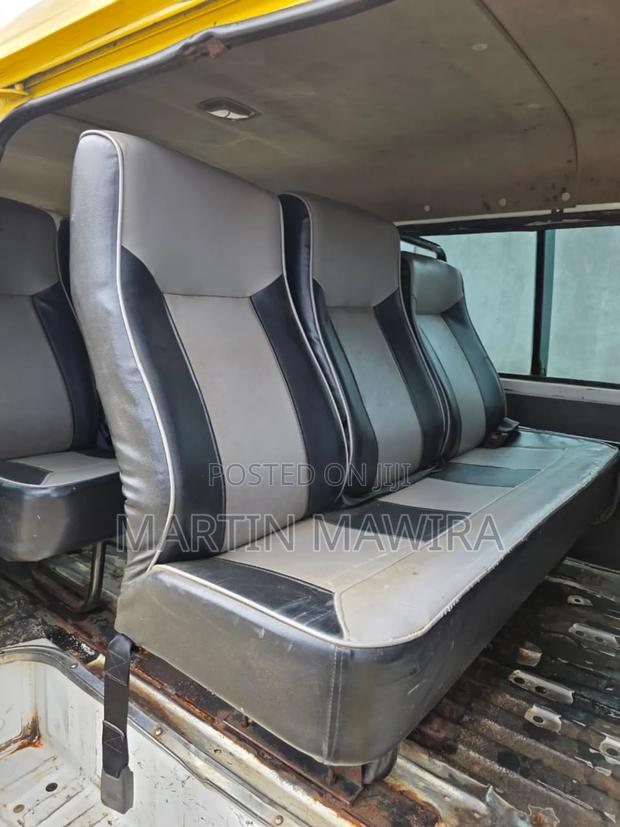 Mazda Bongo 2010 Yellow - thumbnail 13