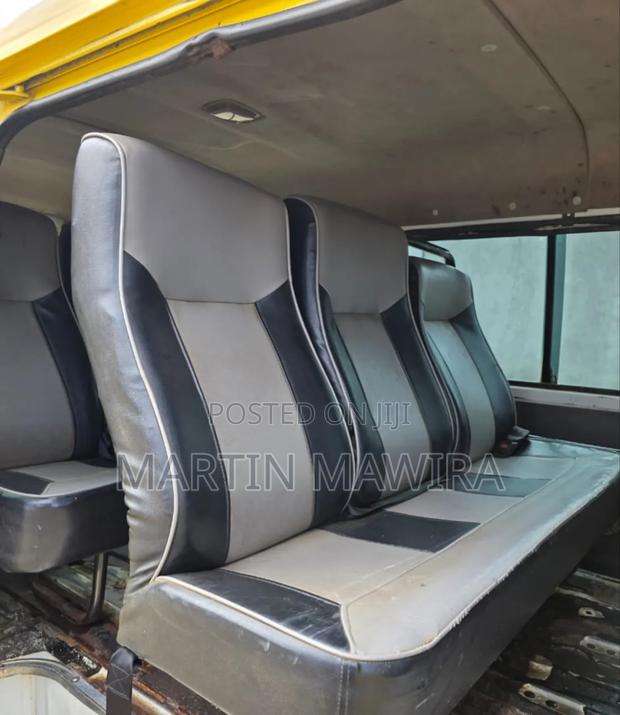 Mazda Bongo 2010 Yellow - thumbnail 10