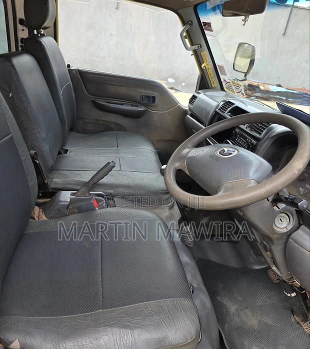 Mazda Bongo 2010 Yellow - thumbnail 11