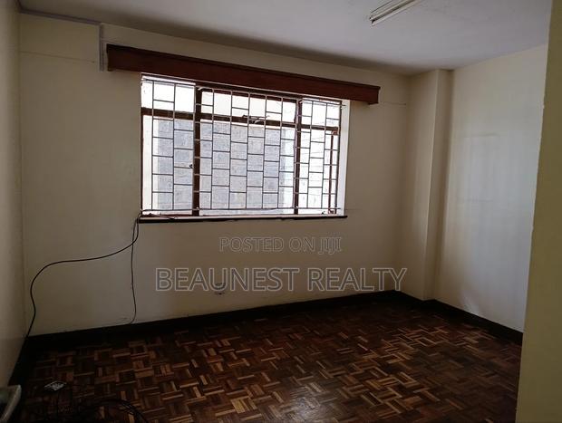 5 Bedroom Office - thumbnail 7