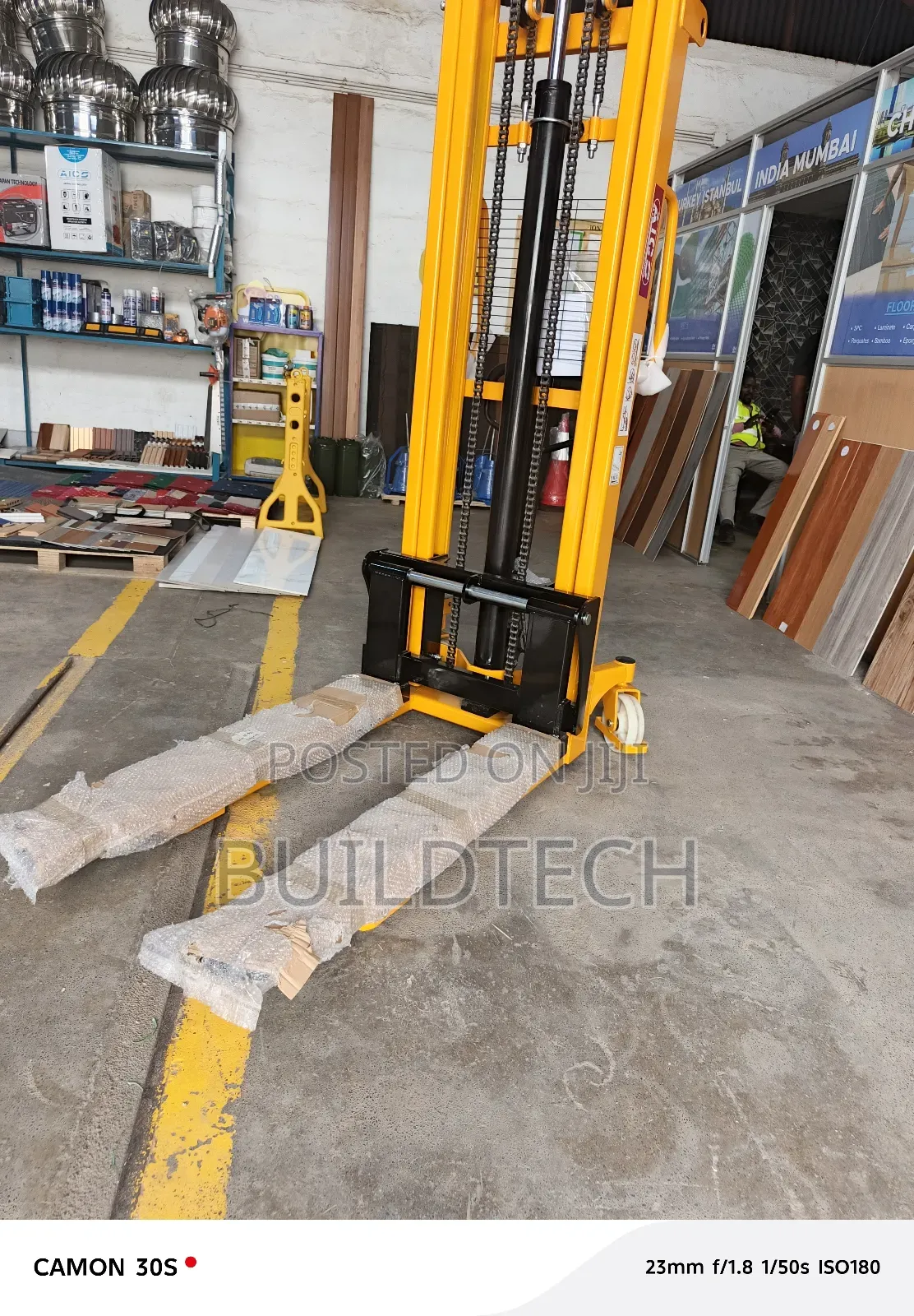 1.5 Ton Warehouse Goods Lifting Stacker
