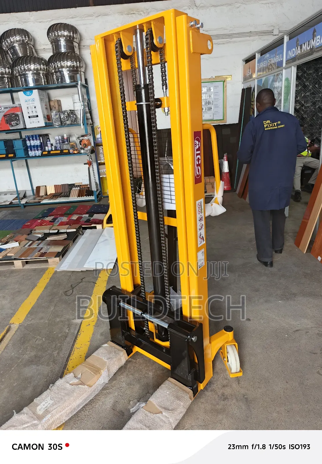1.5 Ton Industrial Hydraulic Lifting Machine