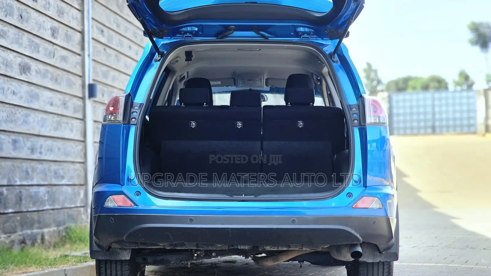 Toyota RAV4 SE AWD (2.5L 4cyl 6A) 2016 Blue