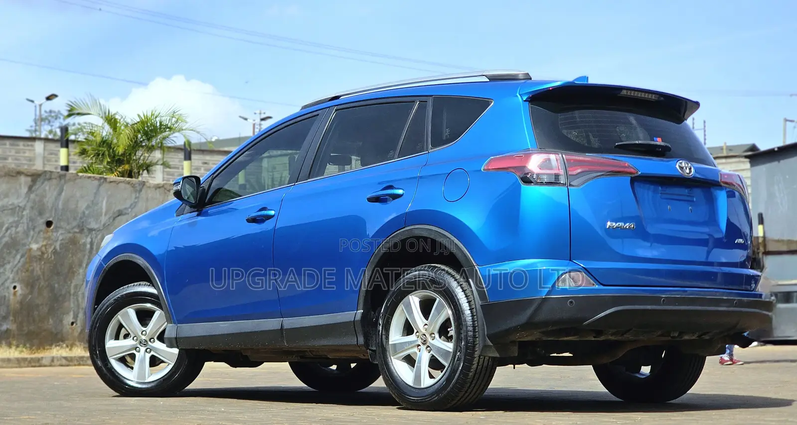 Toyota RAV4 SE AWD (2.5L 4cyl 6A) 2016 Blue