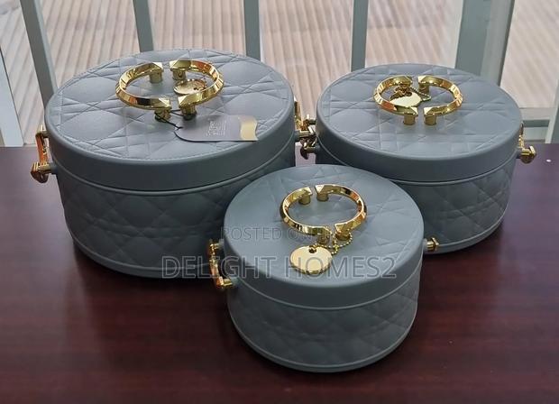 Unique Very High Quality Forever Gold Insulated Hotpots_pa