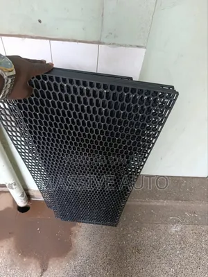 Universal Plastic Grill Mesh/Front Car Grill Mesh