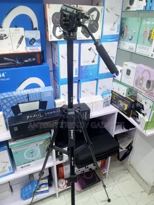 Jmary Kp-2599 Tripod With Quick-release Plate & Carry Bag