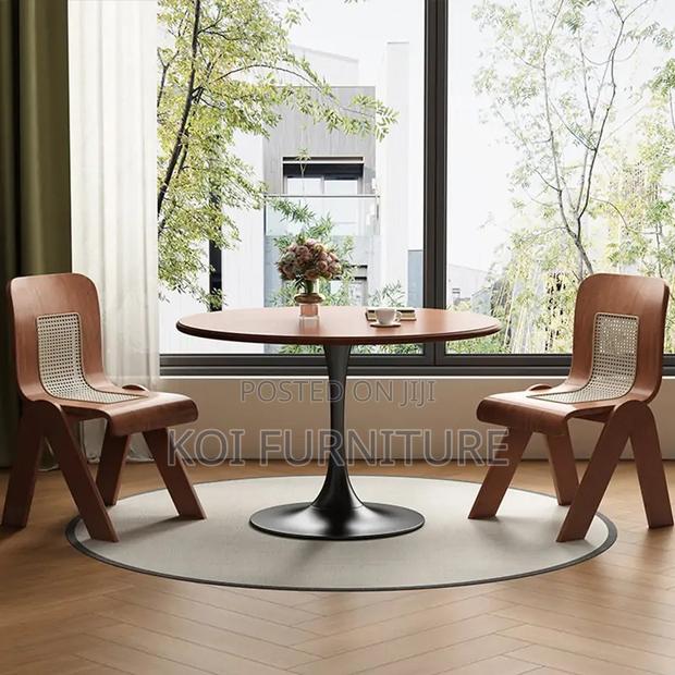 Dining Table ; Durable Solid Round Dining Table - thumbnail 3
