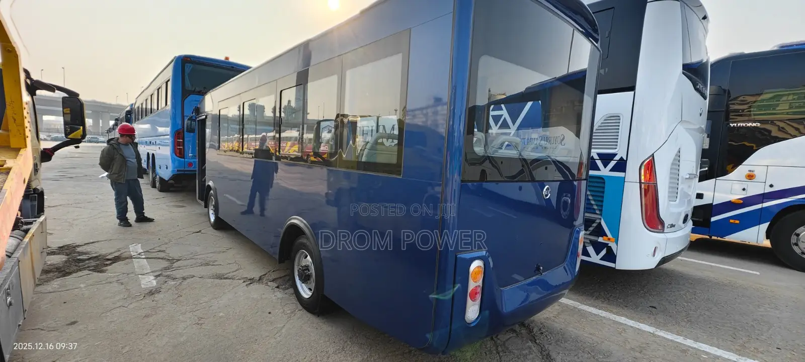 New Bus 2025 Blue