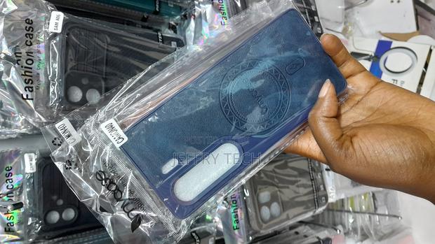 Shemi Silicon Leather Back Case for Tecno Camon 40 -Blue - thumbnail 3