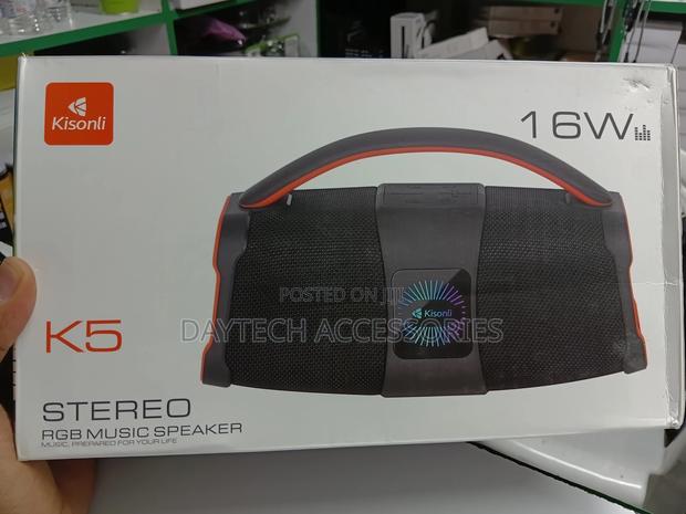 Kisonli Portable RGB Bluetooth Music Speaker.