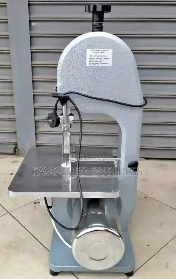 New Bones Saw and Powerful Machine - main view