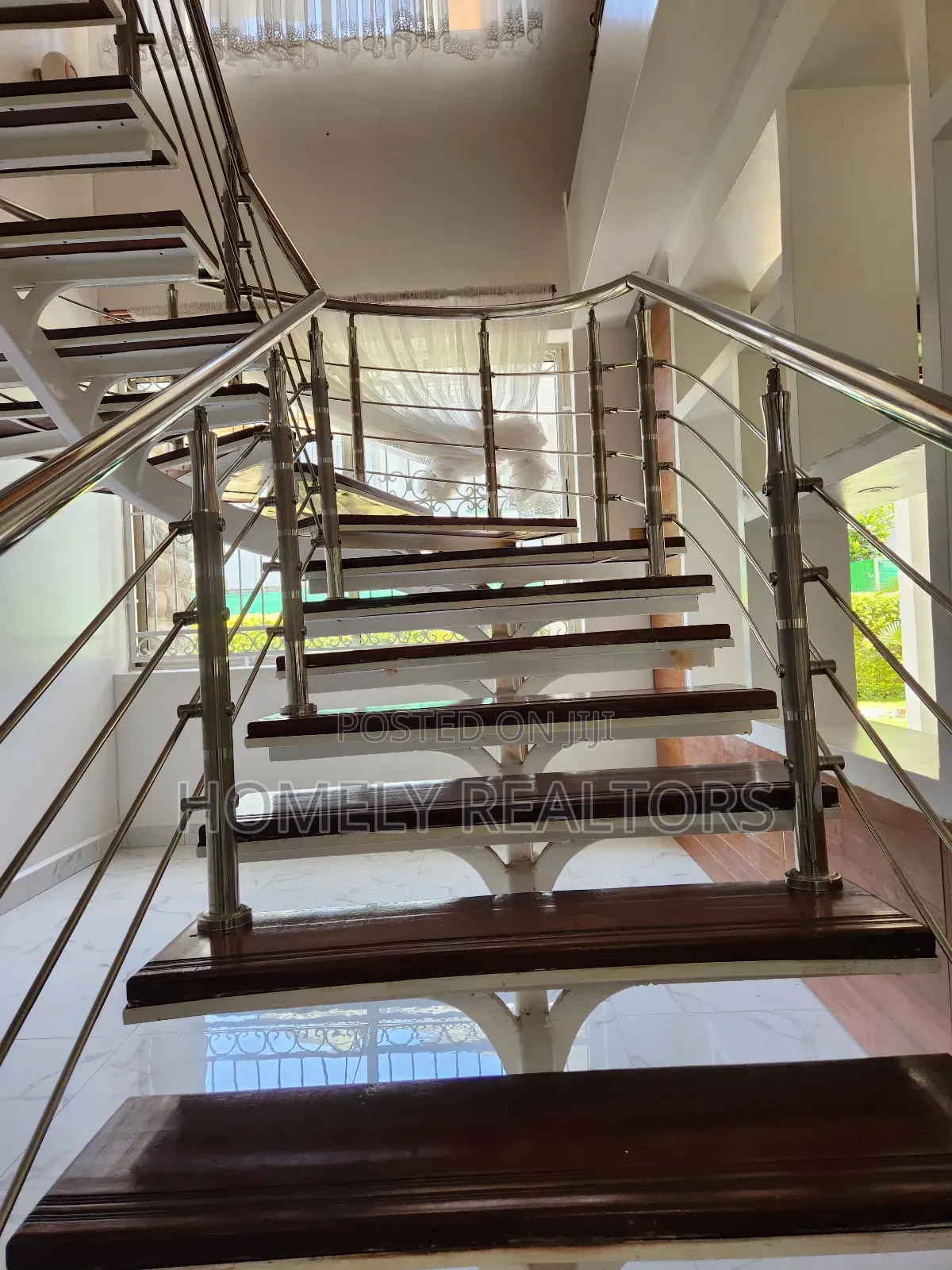 6bdrm Mansion in Nairobi, Karen for rent