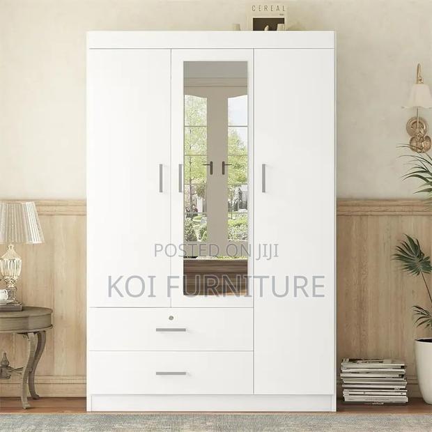 Home Wardrobe : 3-Door Wardrobe in White With Mirror and Doors