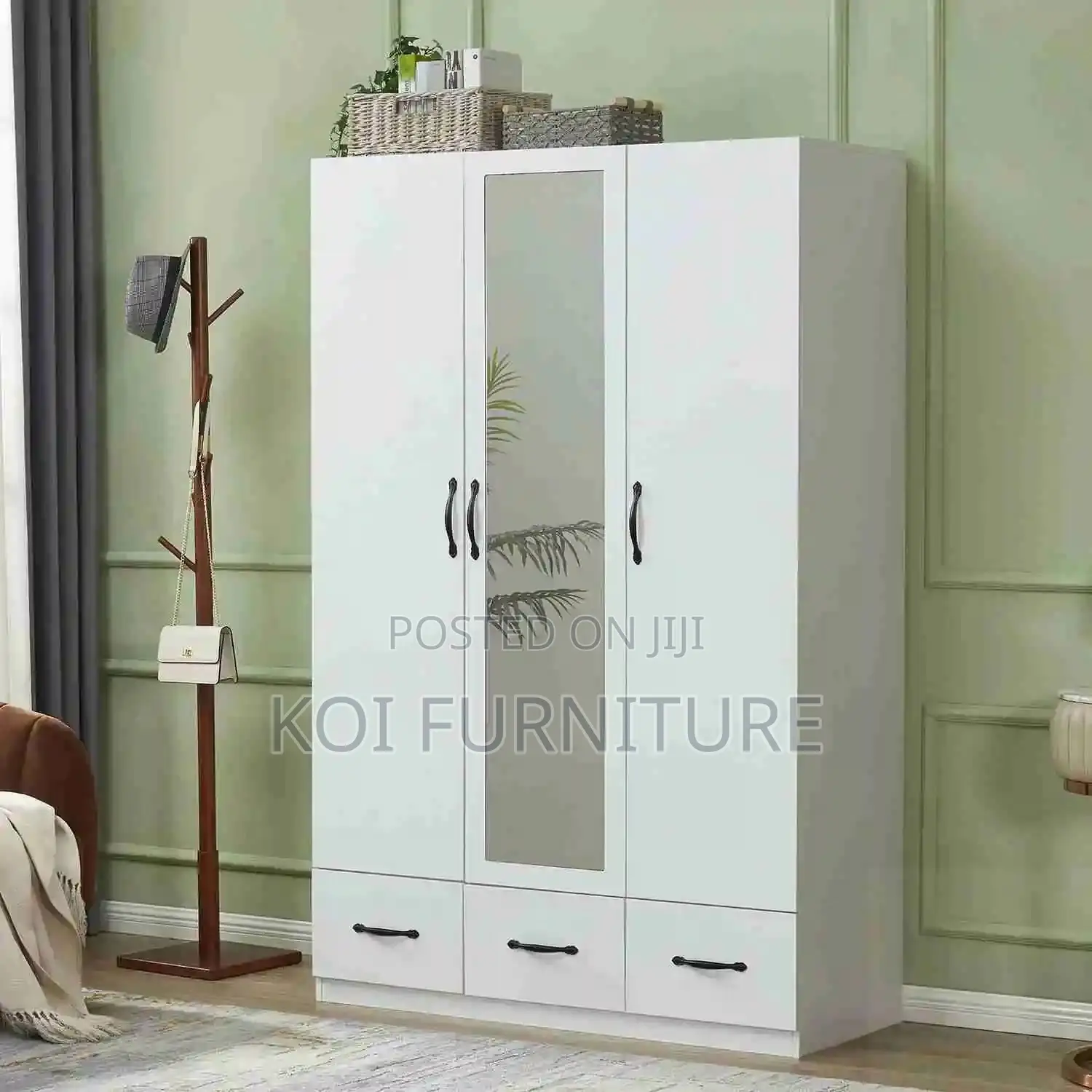 Home Wardrobe : 3-Door Wardrobe in White With Mirror and Doors