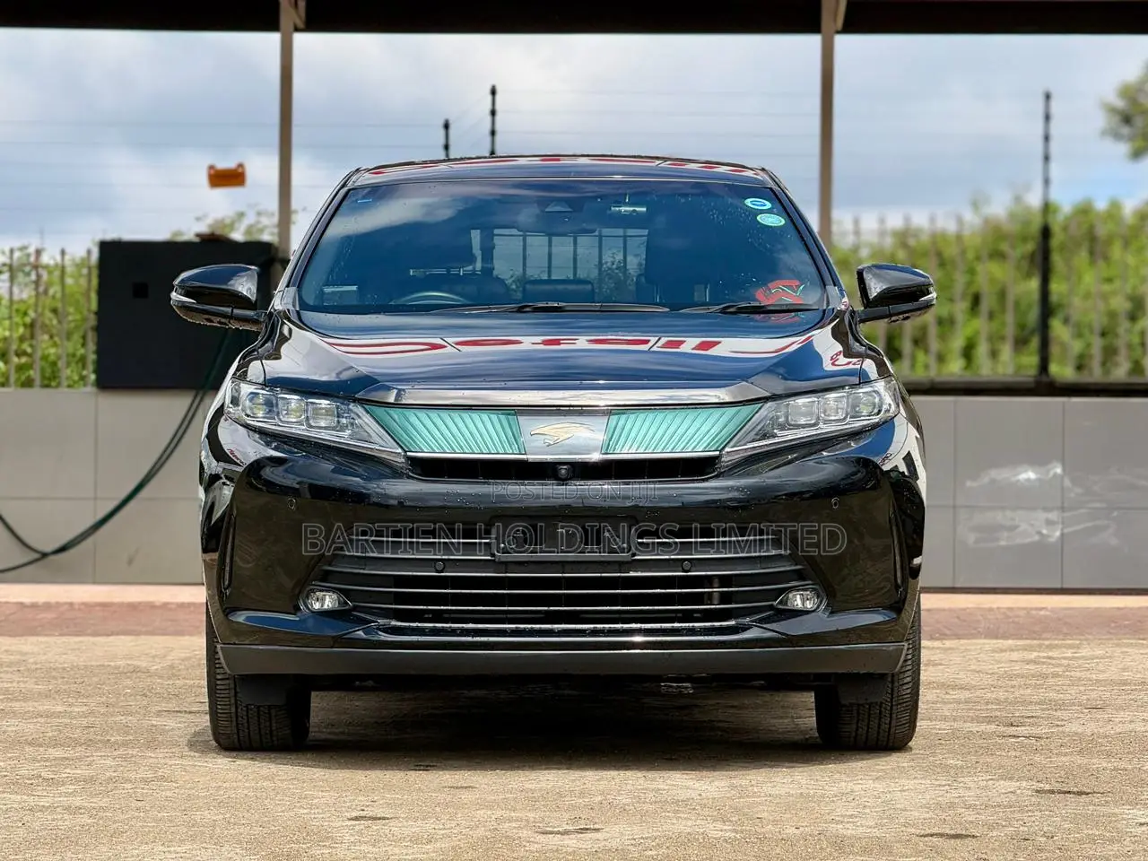 Toyota Harrier 2.0 2019 Black