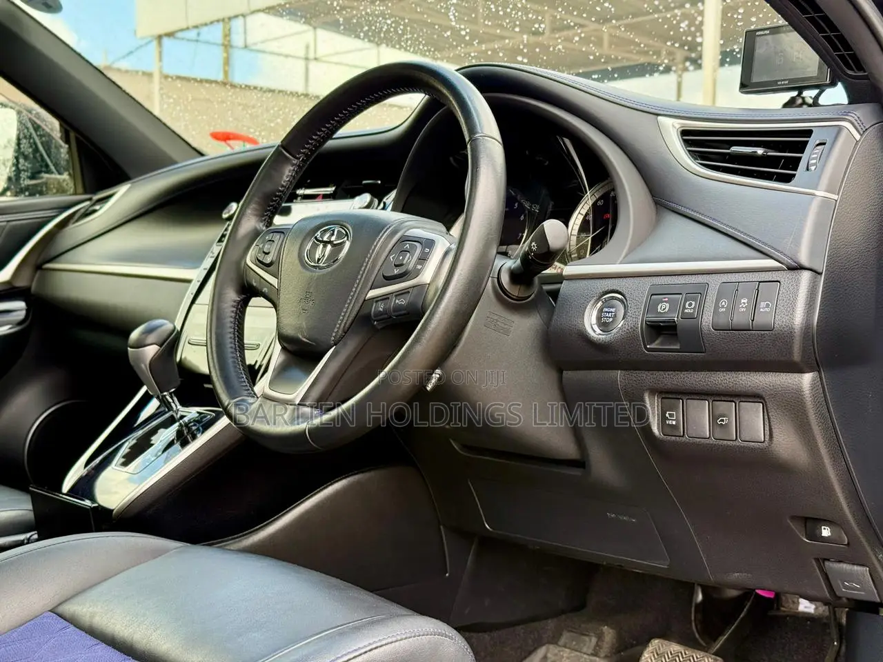 Toyota Harrier 2.0 2019 Black