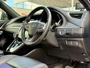 Toyota Harrier 2.0 2019 Black