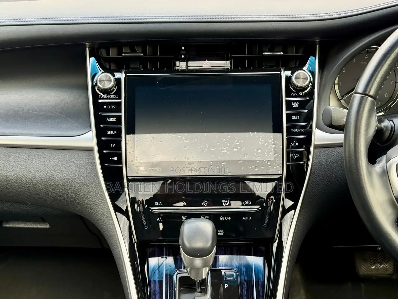 Toyota Harrier 2.0 2019 Black
