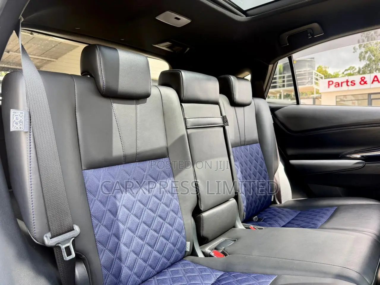 Toyota Harrier 2.0 2019 Black