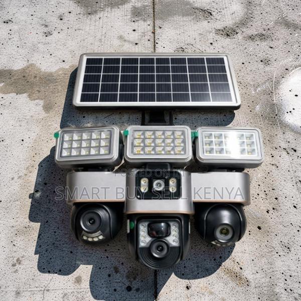 Convenient Security 12mp 4g PTZ Solar Camera With Flood Light - main view