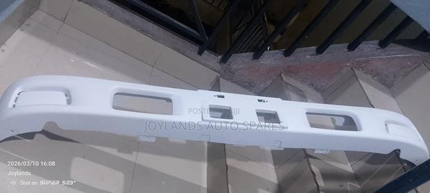 Isuzu Elf 700p/4.3 Front Bumper