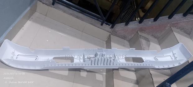 Isuzu Elf 700p/4.3 Front Bumper - thumbnail 2