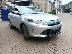 Toyota Harrier 2019 Silver