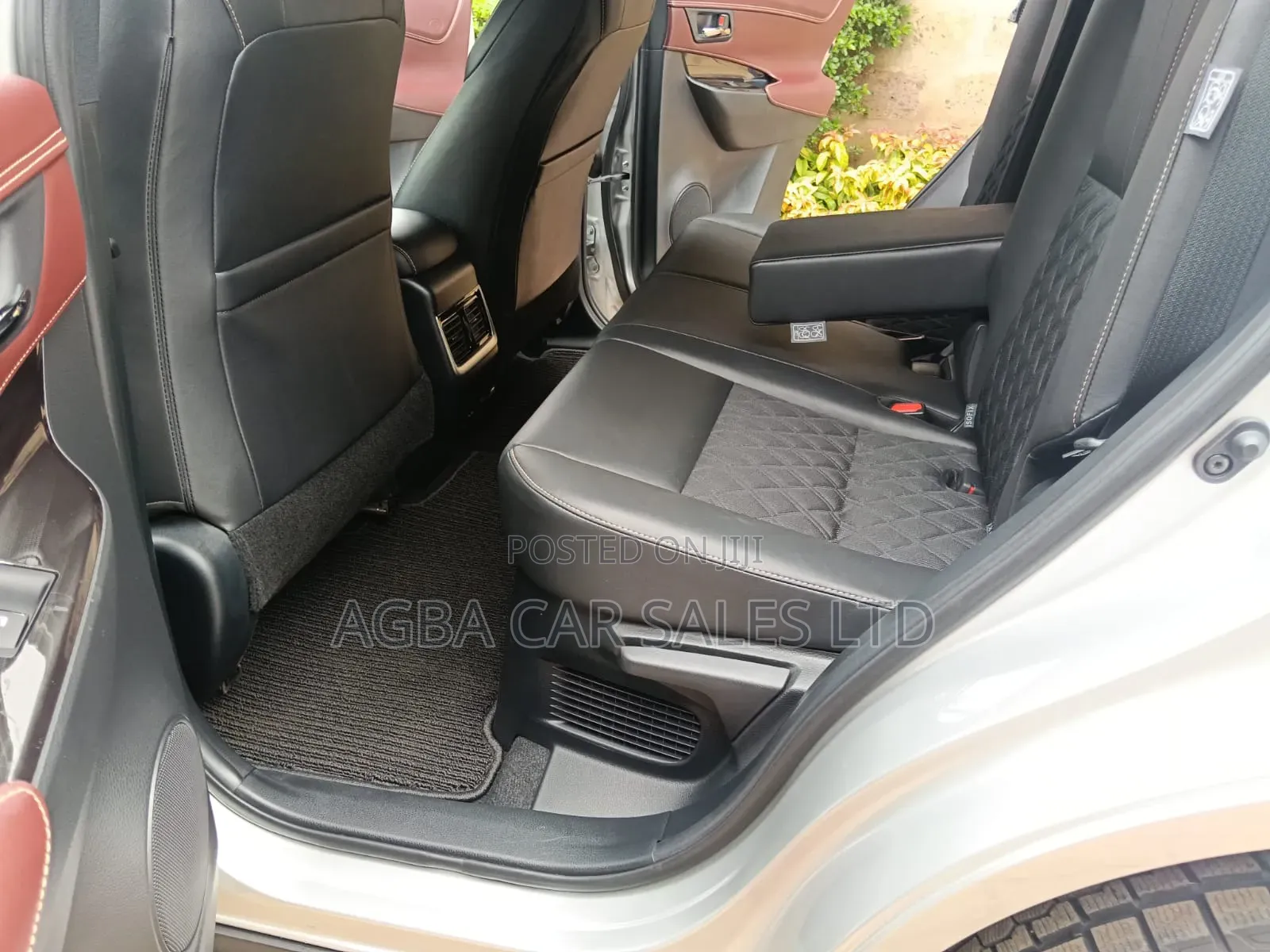 Toyota Harrier 2019 Silver