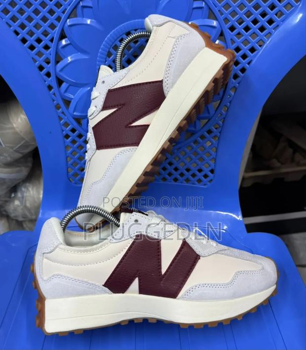 New Balance 327 Moonbeam Sneakers - thumbnail 2