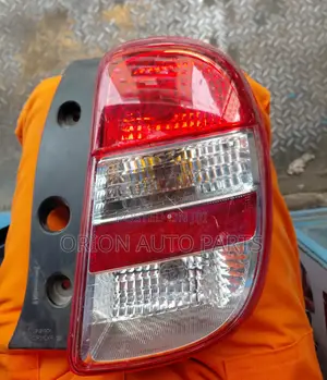 Nissan March () 2010