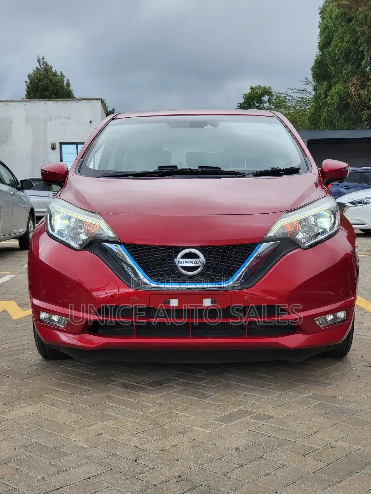 Nissan Note 1.2 Hybrid 2018 Red