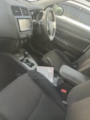 Mitsubishi RVR 2018 Silver