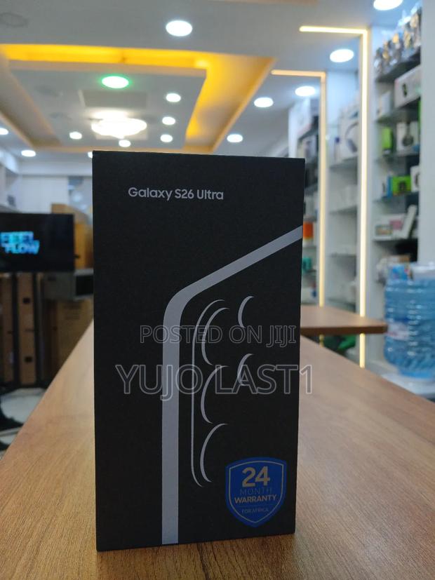 New Samsung Galaxy S26 Ultra 5G 256 GB - main view