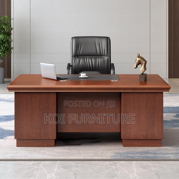 Office Desk : 1.4 Meters Executive Office Table - thumbnail 2