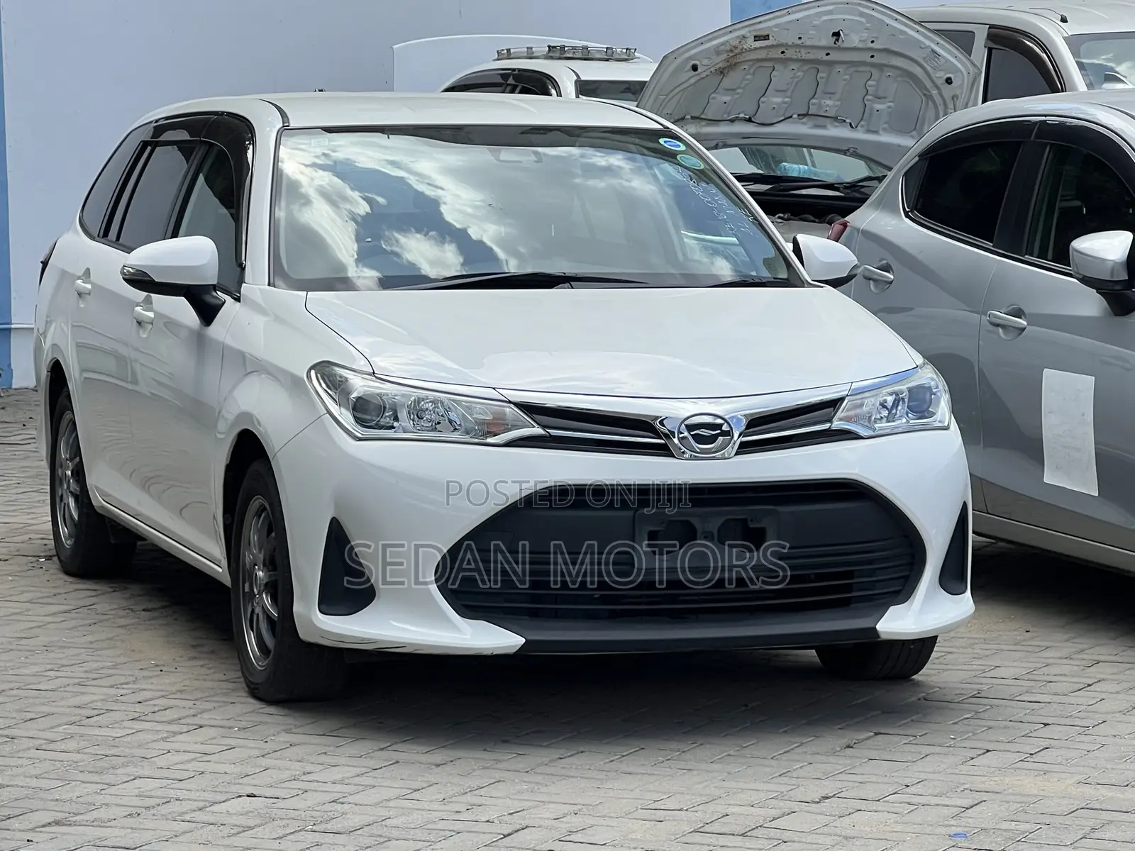 Toyota Corolla Fielder 2019 White